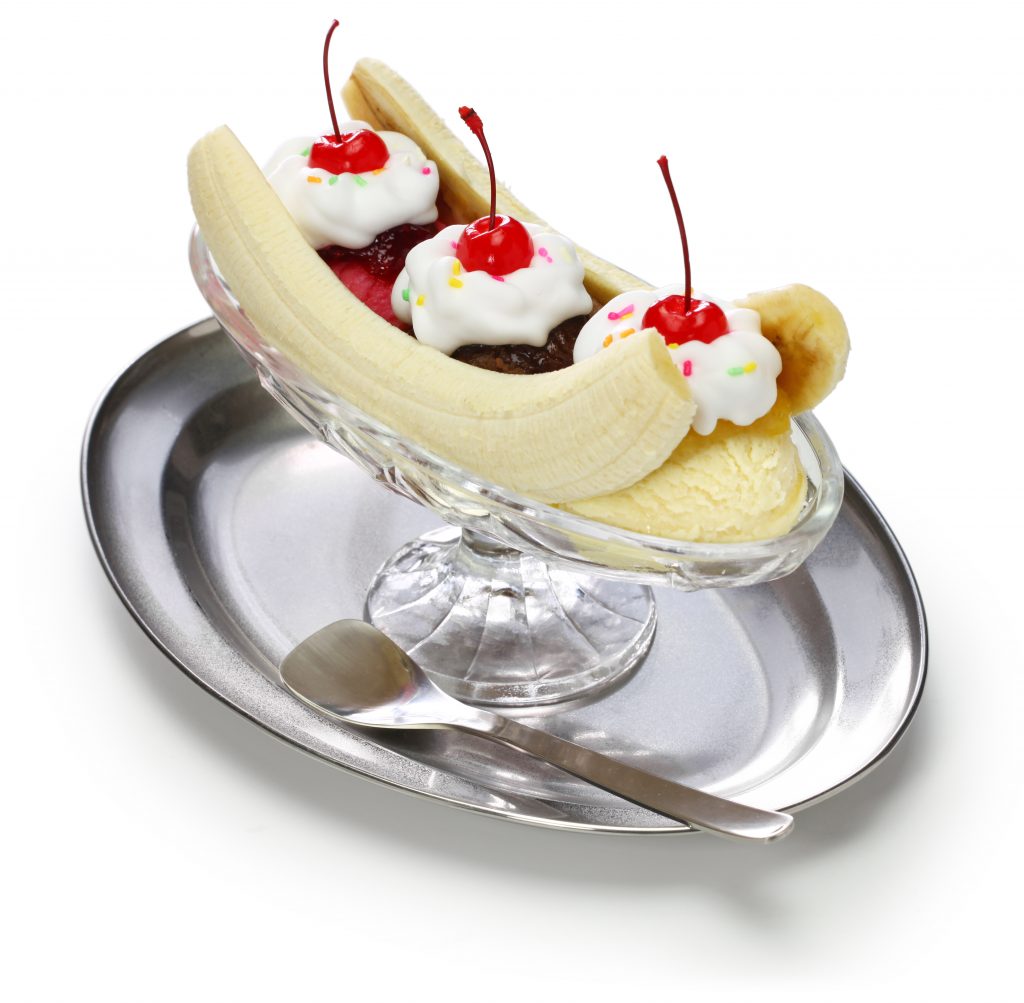 A banana split dessert